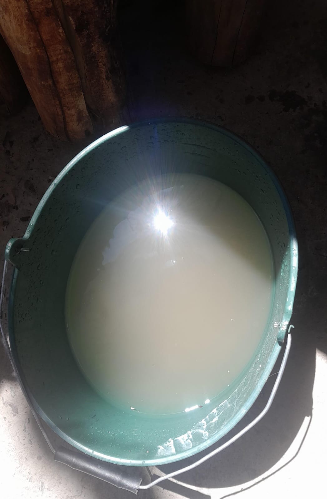 Vecinos molestos por la falta de agua en Barrio Constitución