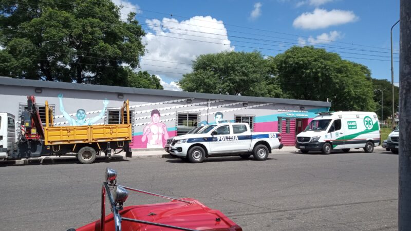 Un hombre se descompensó en el gimnasio «Pumita Carabajal» y fue asistido por personal de salud , con presencia policial