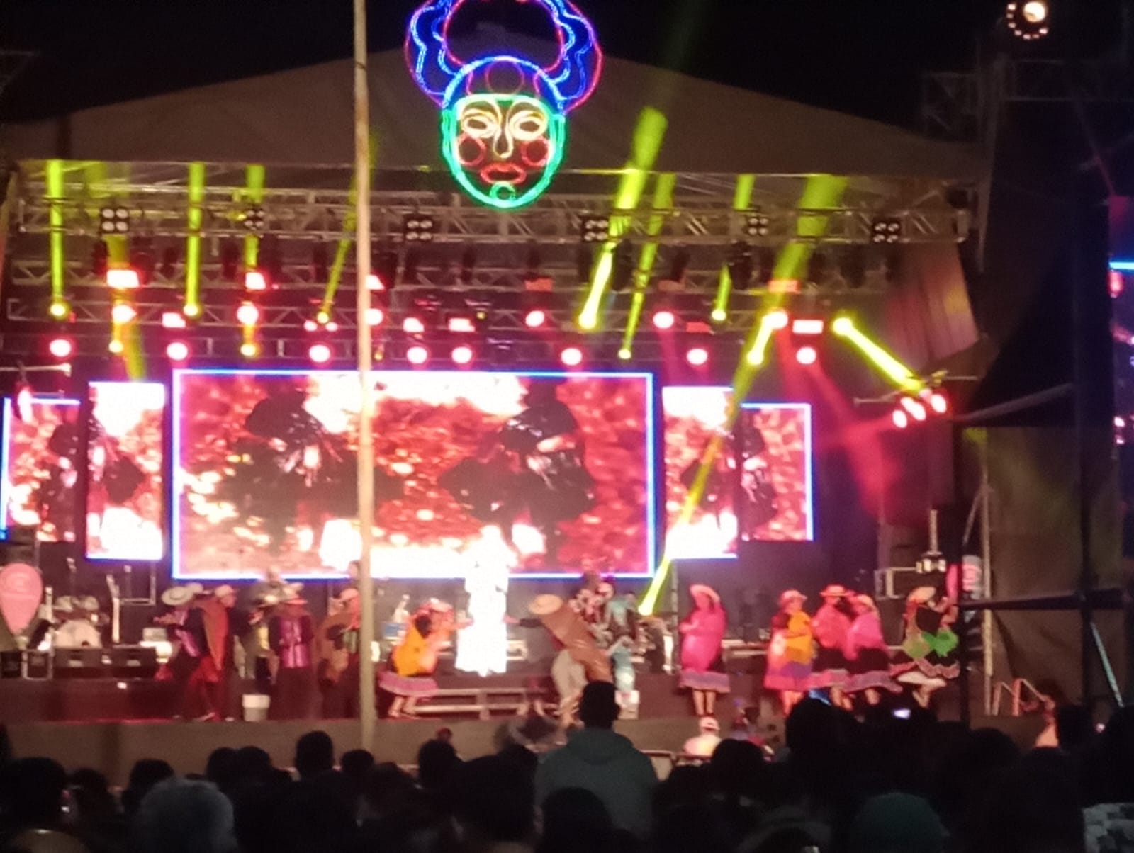 Serenata a San Salvador para conmemorar los 431 años de la ciudad