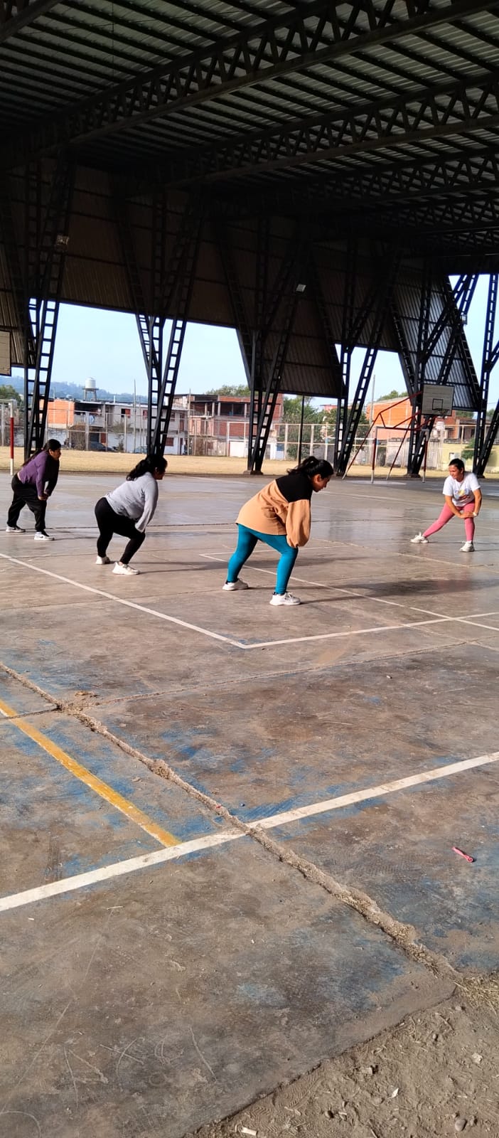 Blanca Ríos lleva salud y alegría a los barrios con clases gratuitas de gimnasia funcional