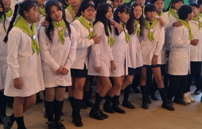 Alumnos de 7º grado prometieron cuidar el medio ambiente en Alto Comedero