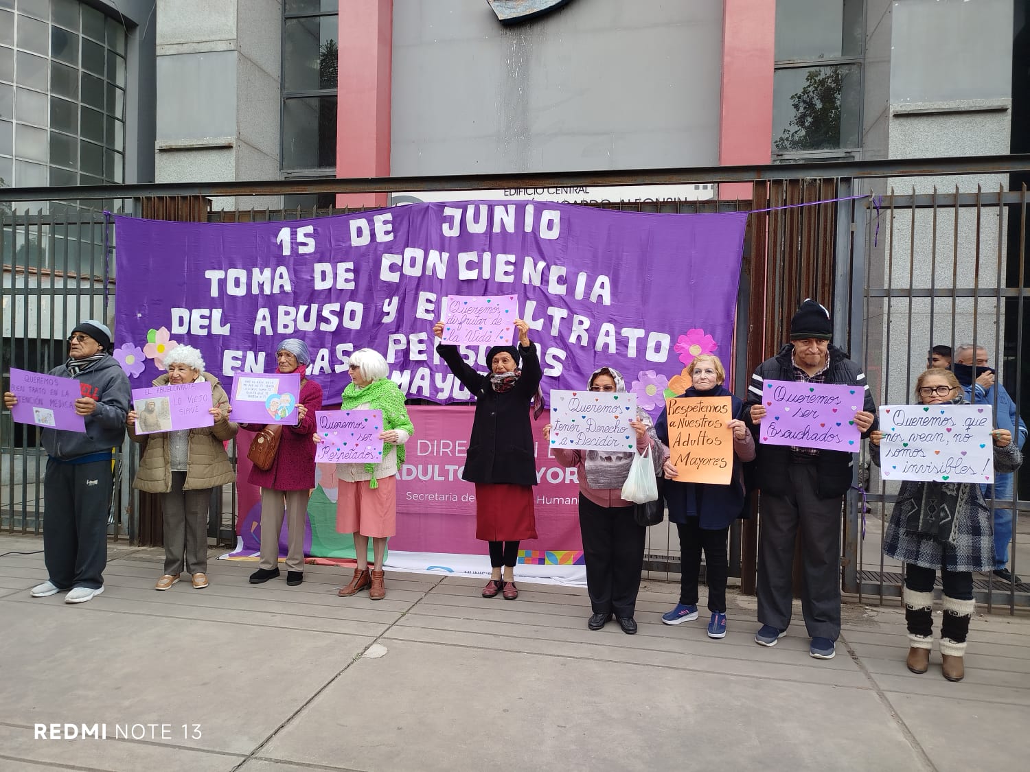 Alerta global por el maltrato a personas mayores en instituciones de cuidado