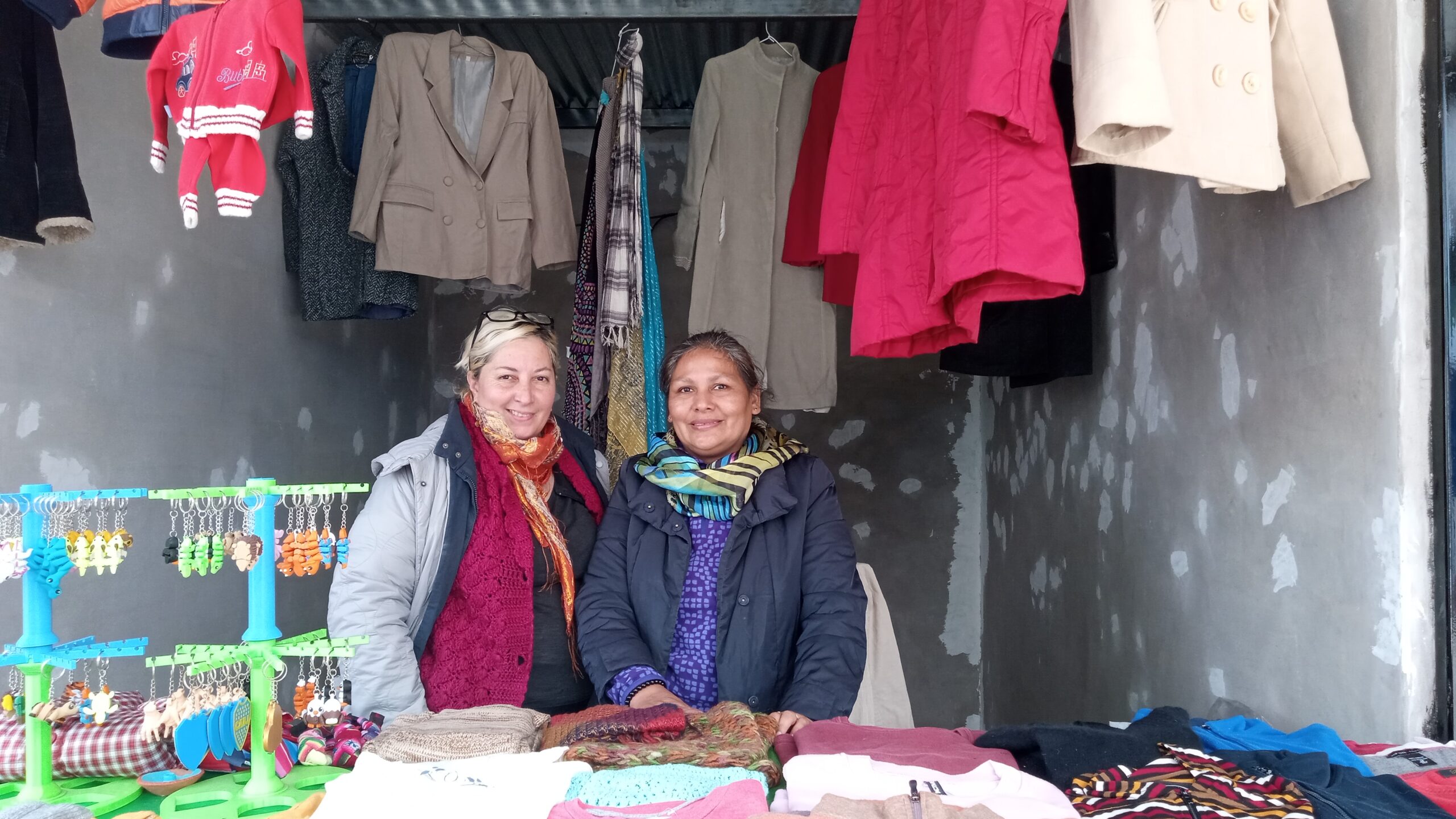 Mujeres emprendedoras, comunidad e instituciones: así nació el nuevo Mercado de las Pulgas