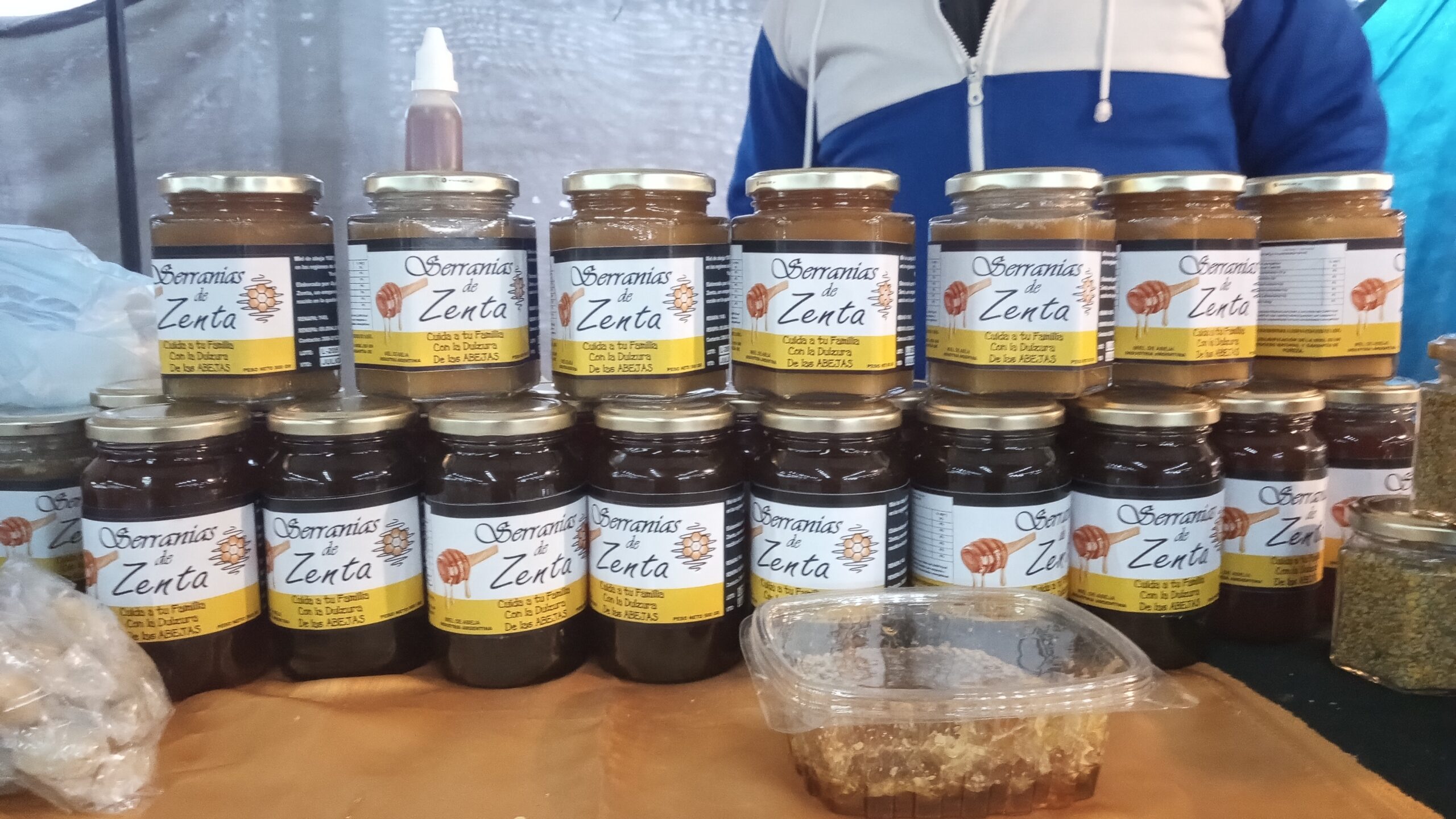 Isabel Condori, apicultor de las alturas que sueña con llevar su miel a nuevos mercados