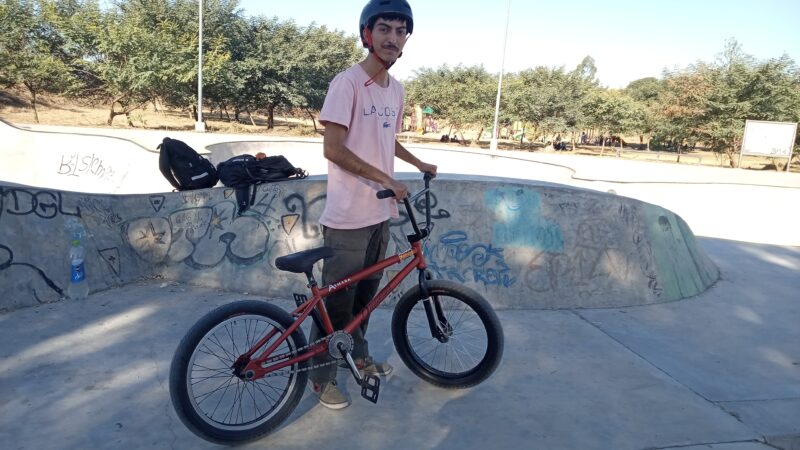 Gonzalo Navarro, el rider jujeño que impulsa el bicicross desde el Alto Comedero