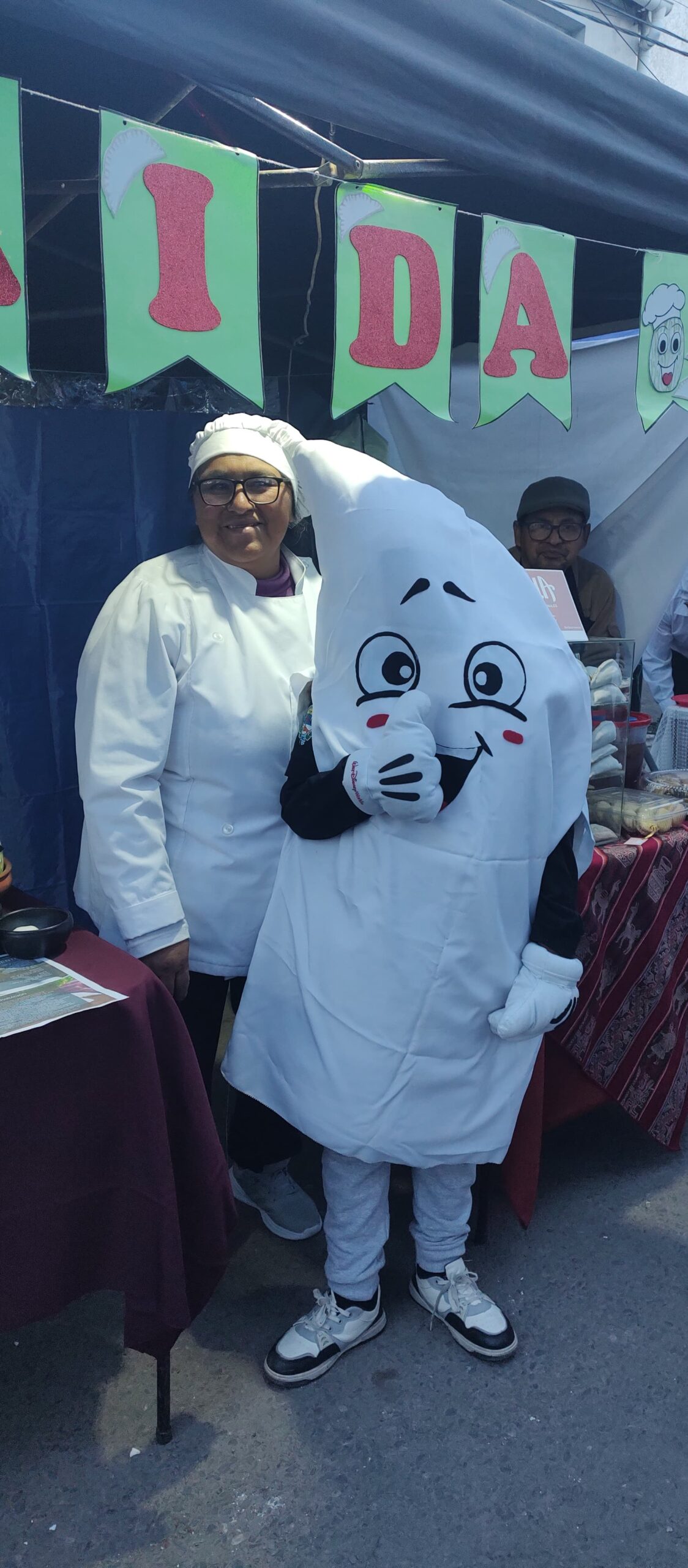 San Antonio celebró a lo grande la 6° edición del Festival Provincial de la Empanadilla