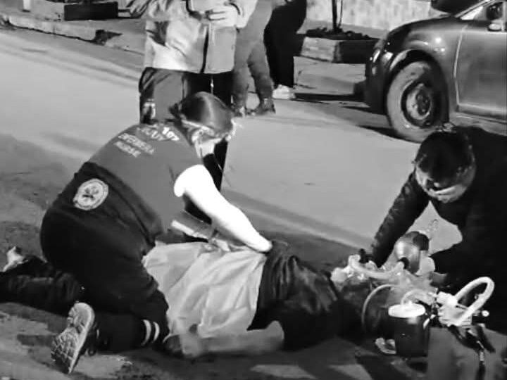 Un adolescente de 16 años atropelló y mató