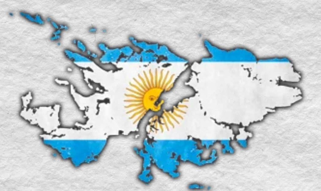 La CNRT confirmó que sigue siendo obligatoria la leyenda «Las Islas Malvinas son argentinas» en trenes y colectivos nacionales