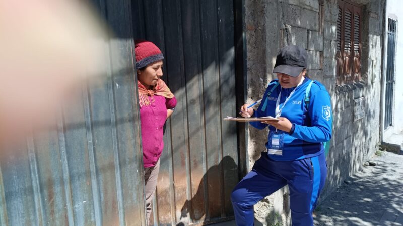 EL GOBIERNO DE JUJUY ENCUESTA A VECINOS DE CUATRO BARRIOS PARA CONOCER CÓMO PERCIBEN LA SEGURIDAD